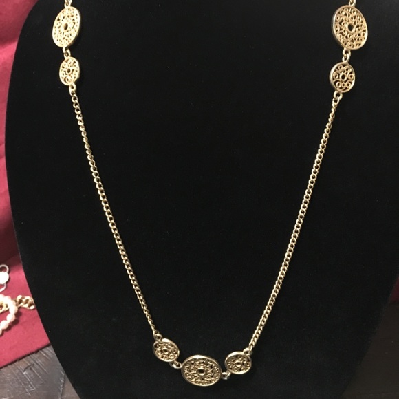 34” Gold tone necklace - Picture 1 of 1